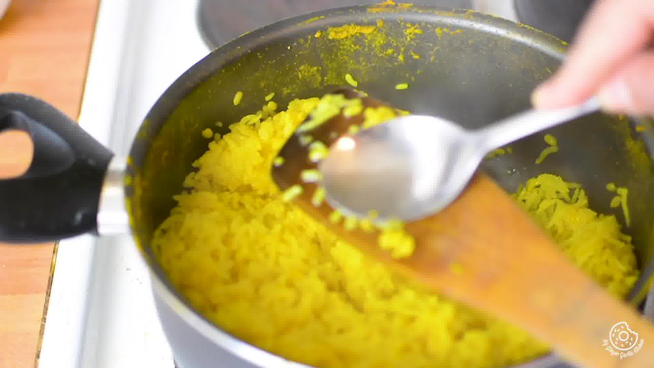 Image of the cooking step-1-10 for Paush Khichda - Sweet Khichdi (Pan, Cooker, Instant Pot)