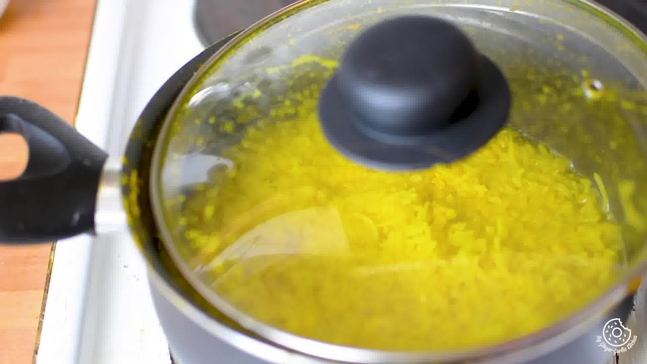 Image of the cooking step-1-9 for Paush Khichda - Sweet Khichdi (Pan, Cooker, Instant Pot)