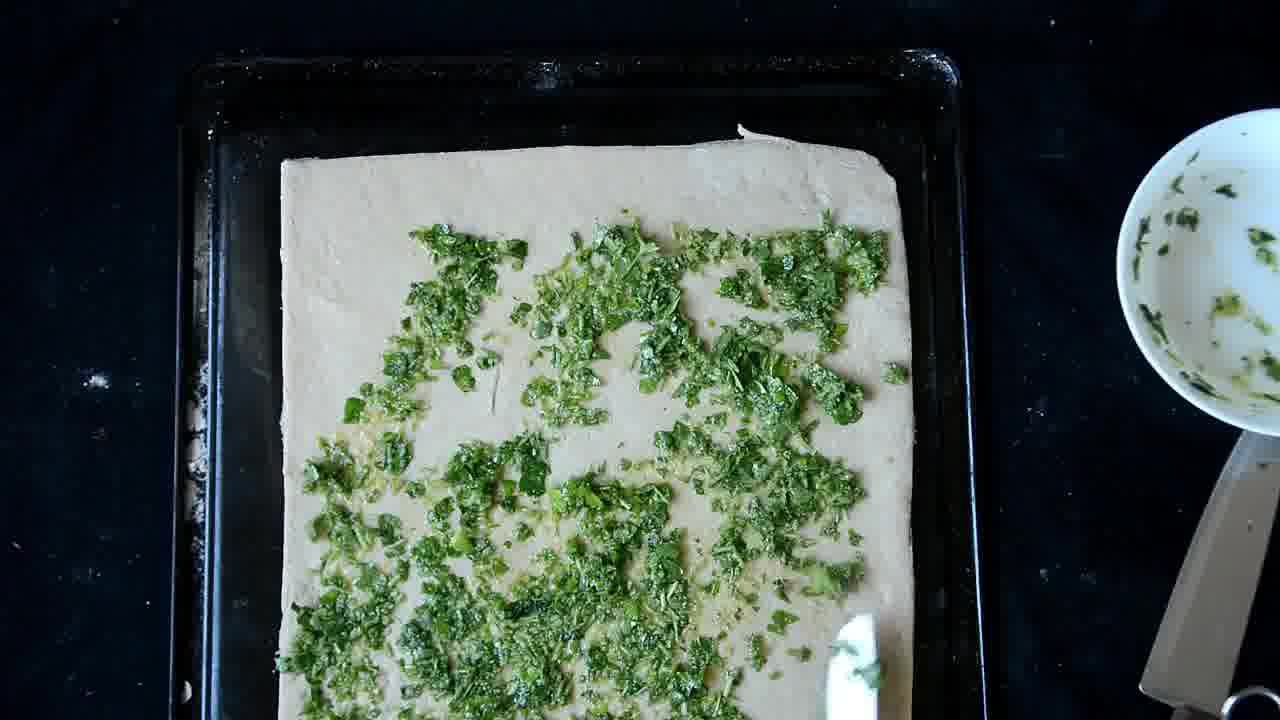 Image of the cooking step-1-6 for Pizza Dough Twists with Parsley