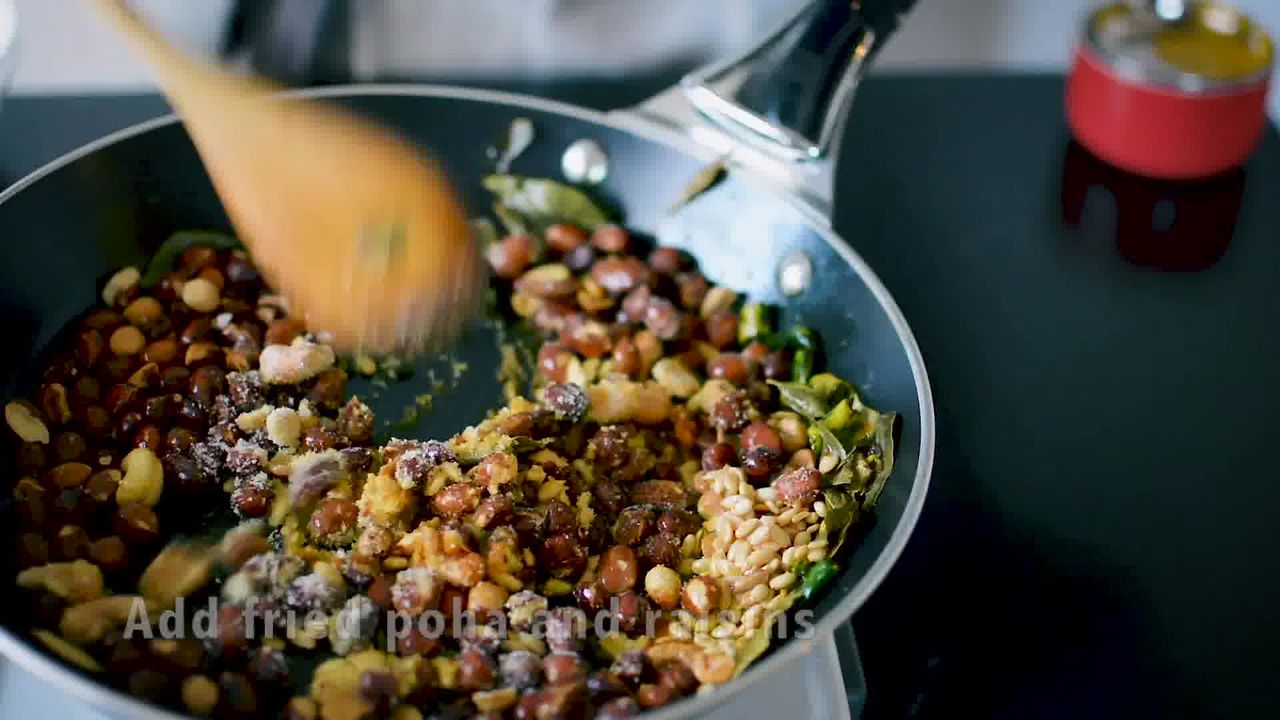 Image of the cooking step-3-6 for Chivda Recipe - Poha Chivda