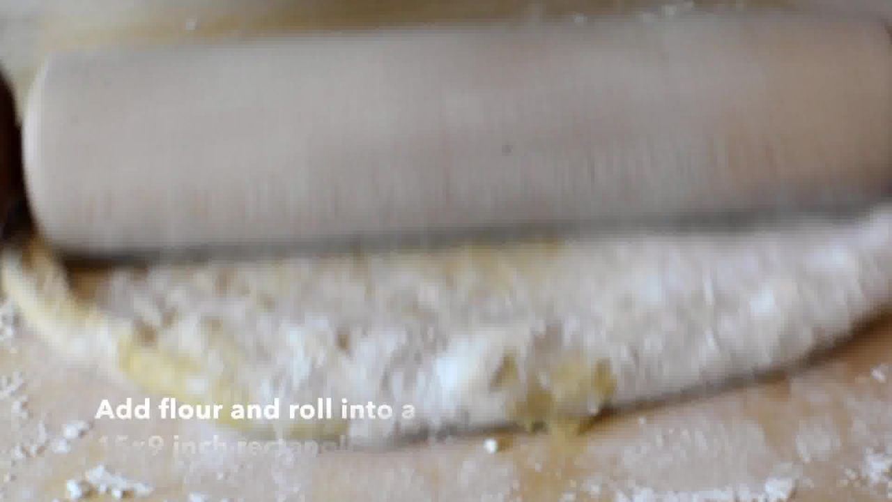 Image of the cooking step-3-2 for Easy Pumpkin Cinnamon Rolls - Pumpkin Cinnamon Bun