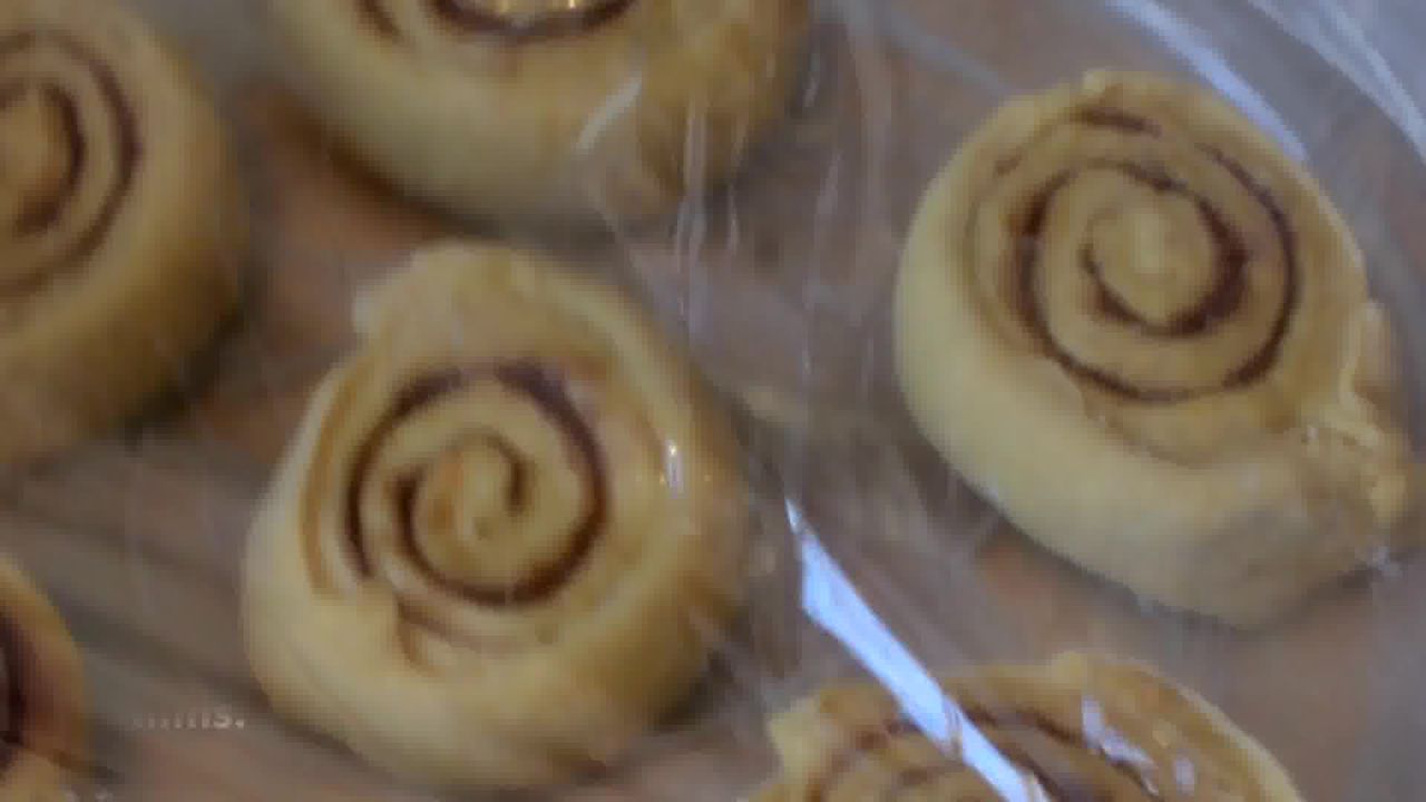 Image of the cooking step-3-9 for Easy Pumpkin Cinnamon Rolls - Pumpkin Cinnamon Bun