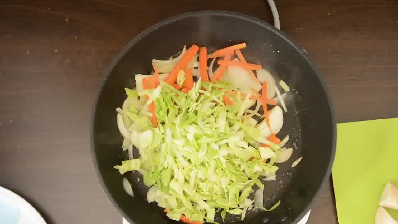 Image of the cooking step-3-4 for Radish Lentil Idli Fry + Carrot Ginger Chutney