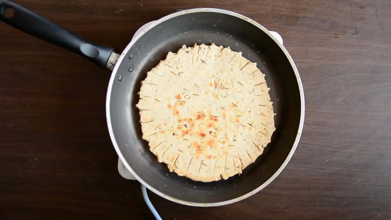 Image of the cooking step-1-8 for Rajasthani Khoba Roti Recipe