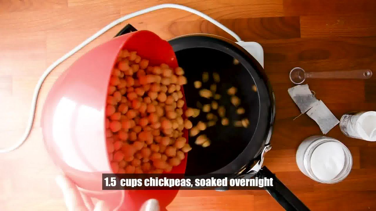 Image of the cooking step-1-1 for Restaurant Style Chana Masala - How to Make Chole Masala