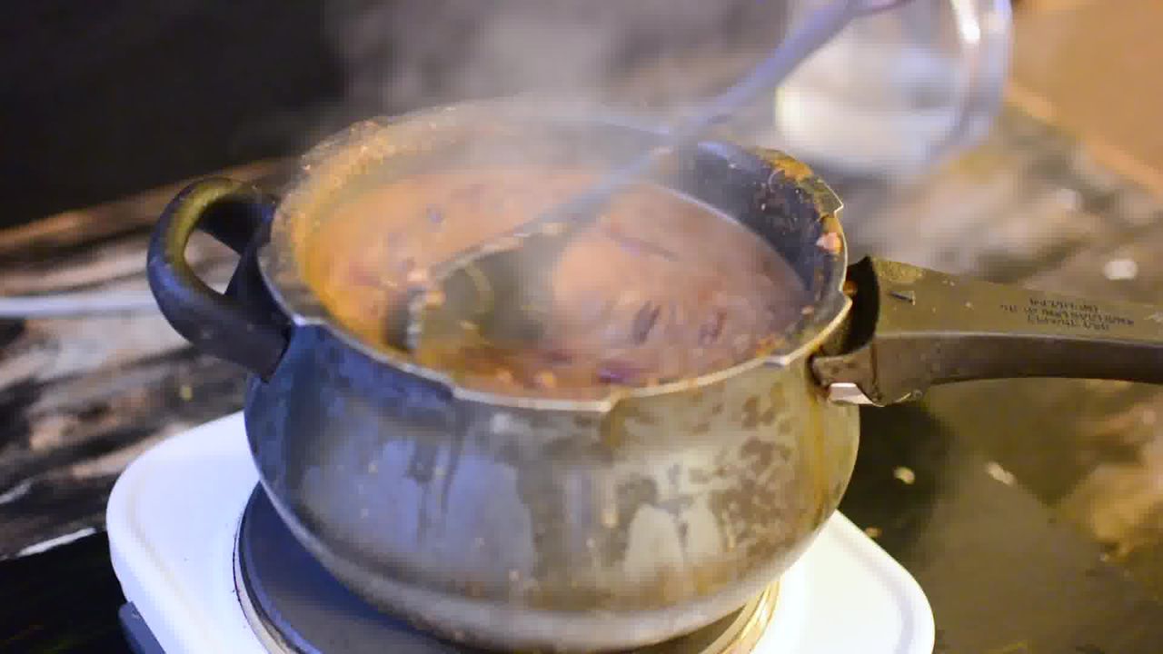 Image of the cooking step-1-15 for Restaurant Style Punjabi Dal Makhani Recipe