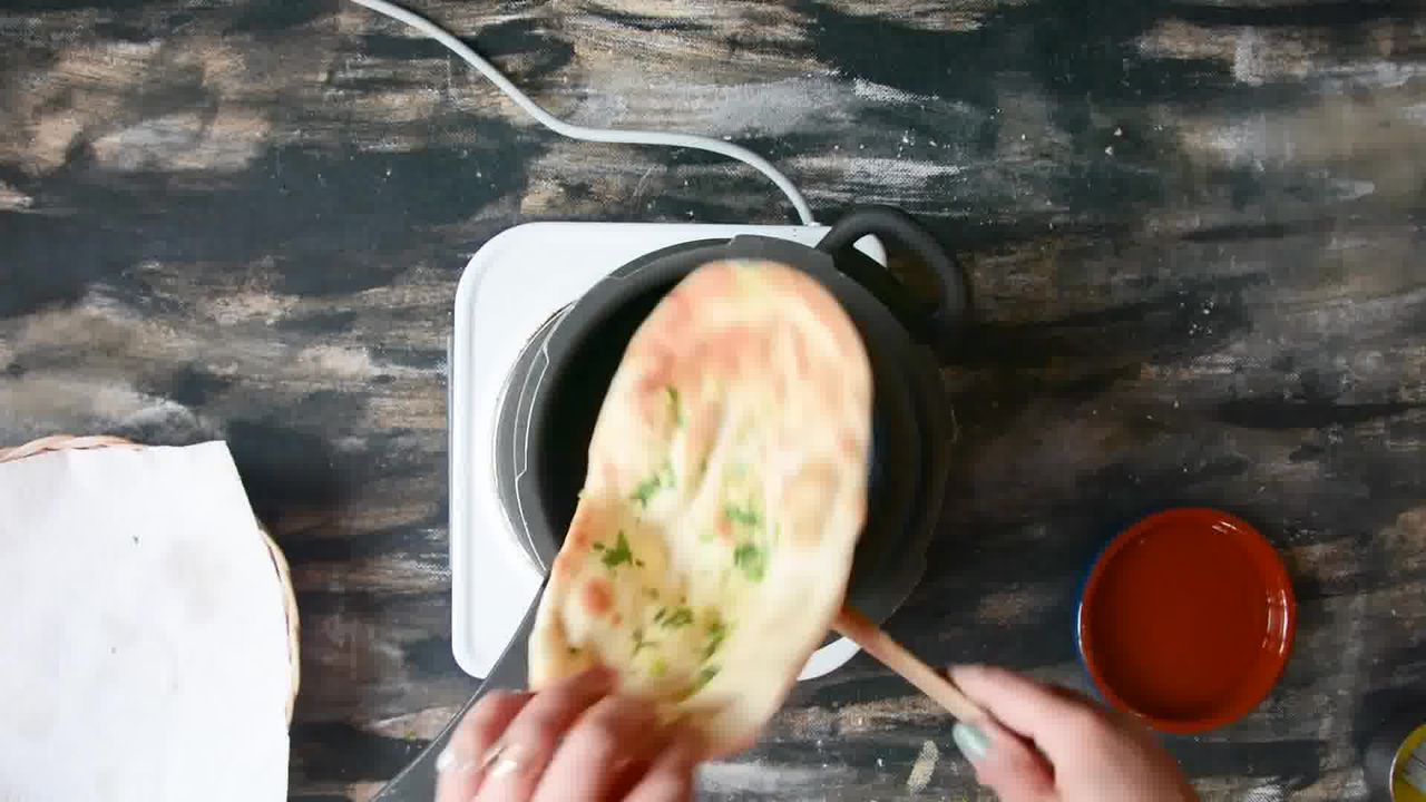 Image of the cooking step-5-4 for Restaurant Style Garlic Naan - 3 Ways