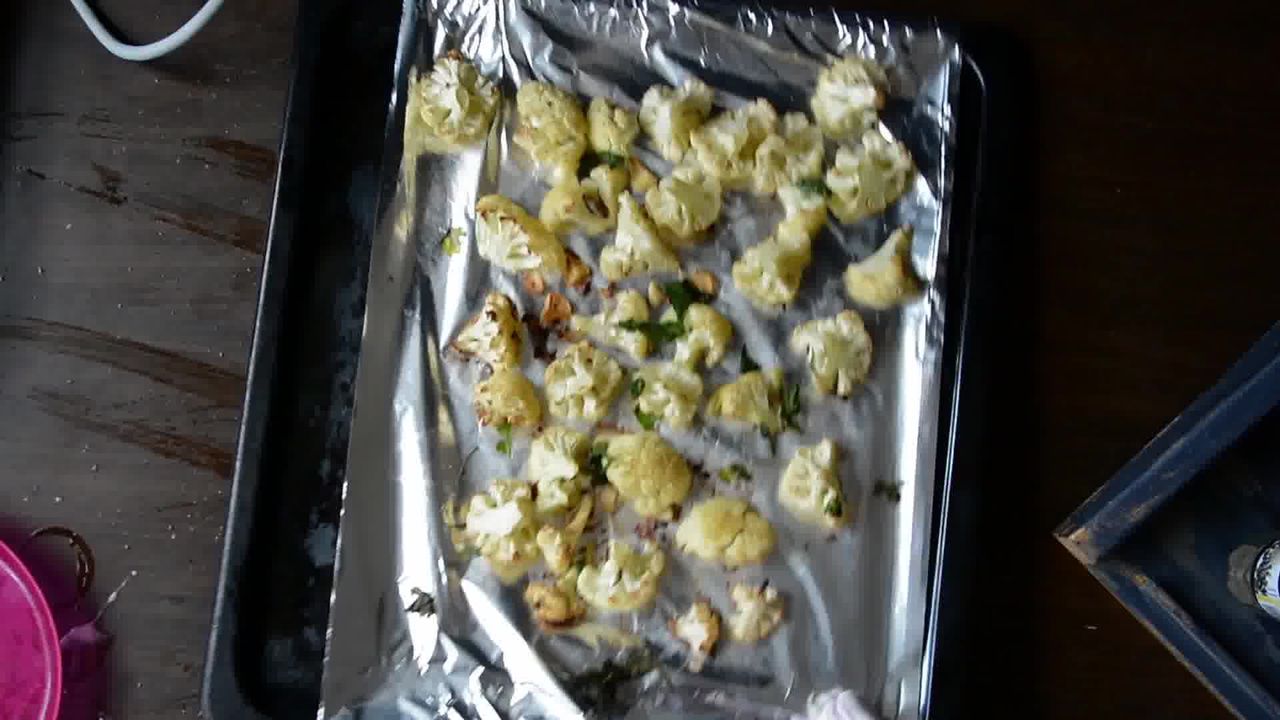 Image of the cooking step-1-5 for Roasted Cauliflower Pilaf With Watermelon Sauce
