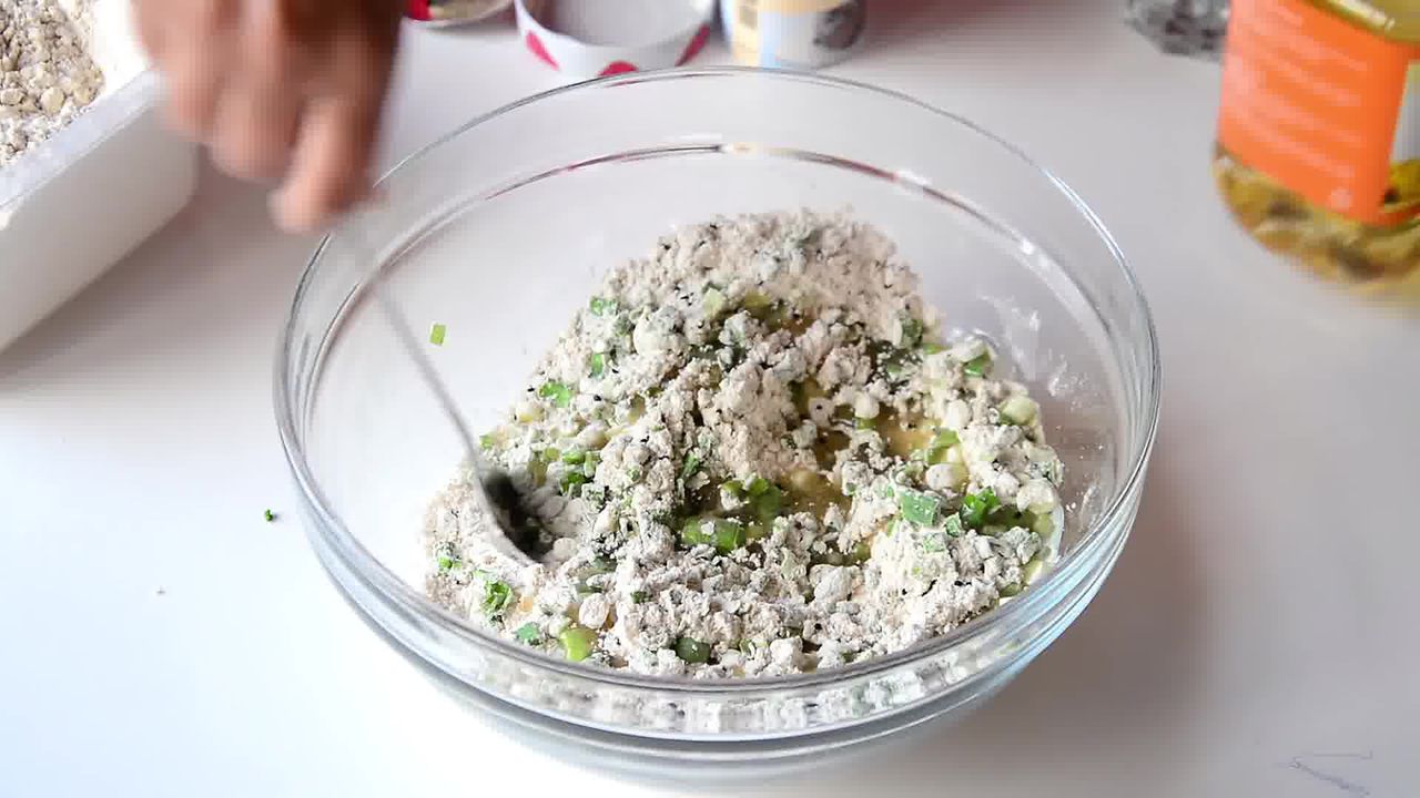 Image of the cooking step-1-3 for Salty-Sweet Whole Wheat Onion Crackers Recipe