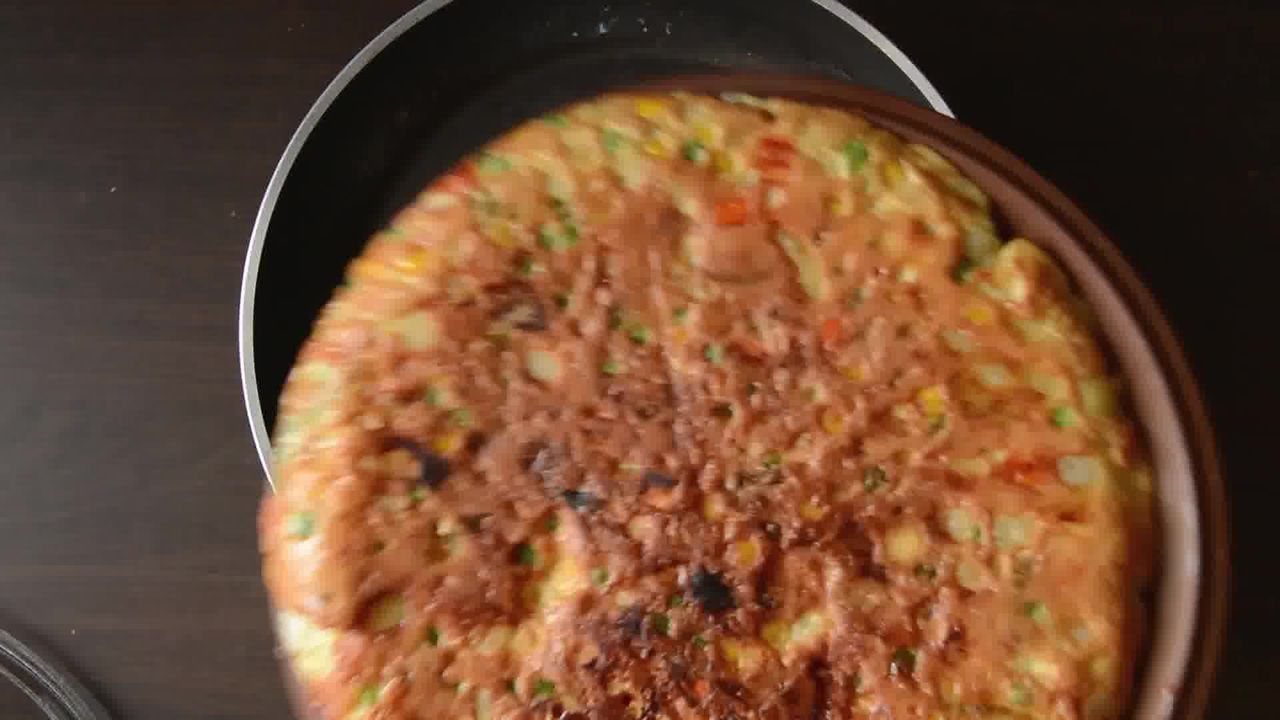 Image of the cooking step-1-16 for Spanish Style Omelette Recipe – Tortilla Española