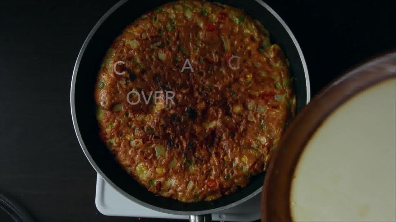 Image of the cooking step-1-17 for Spanish Style Omelette Recipe – Tortilla Española