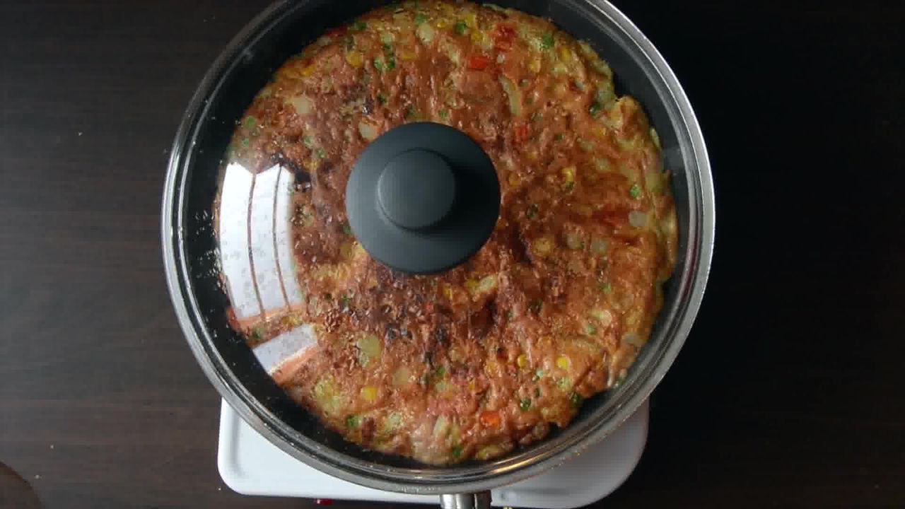 Image of the cooking step-1-18 for Spanish Style Omelette Recipe – Tortilla Española