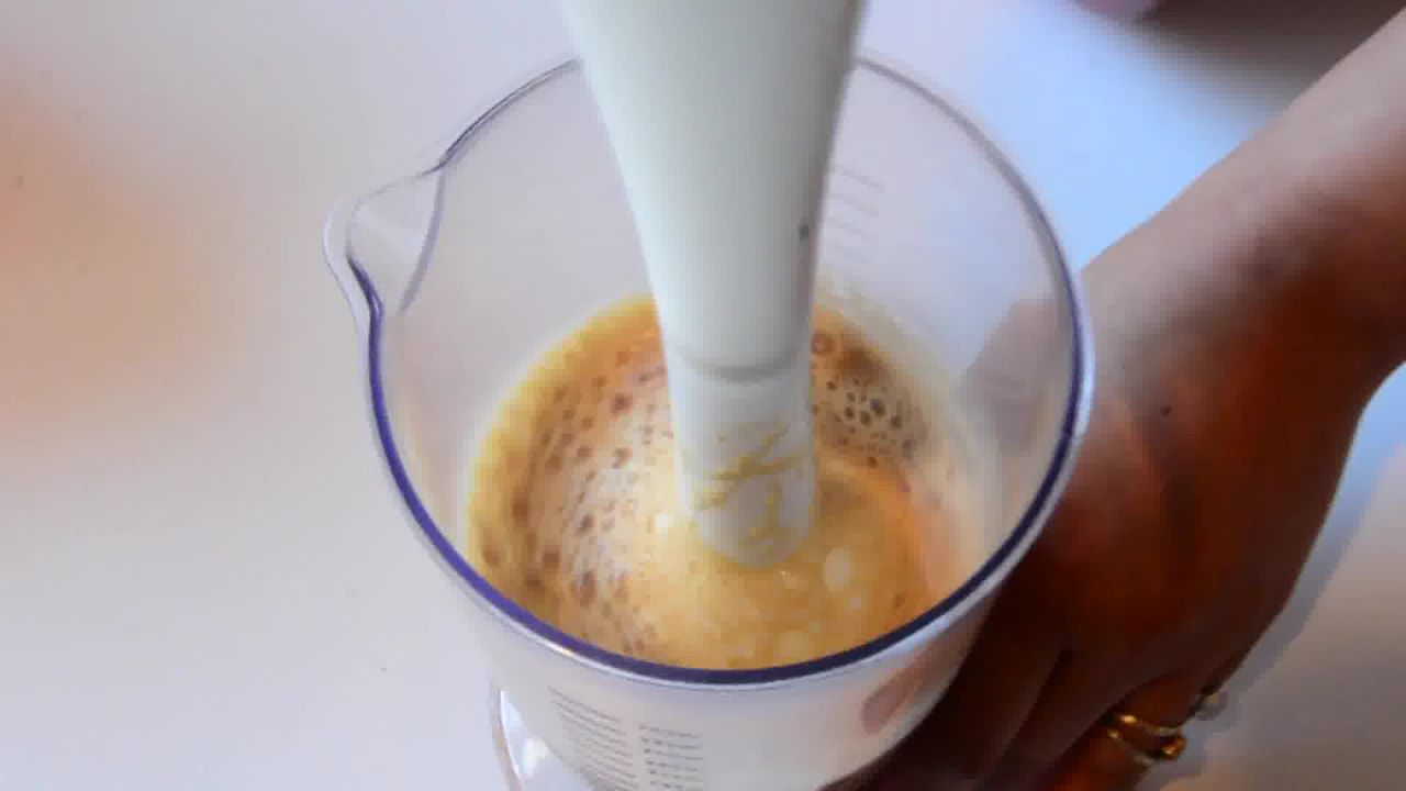 Image of the cooking step-1-6 for Spiced Pumpkin Chai Latte Smoothie Recipe