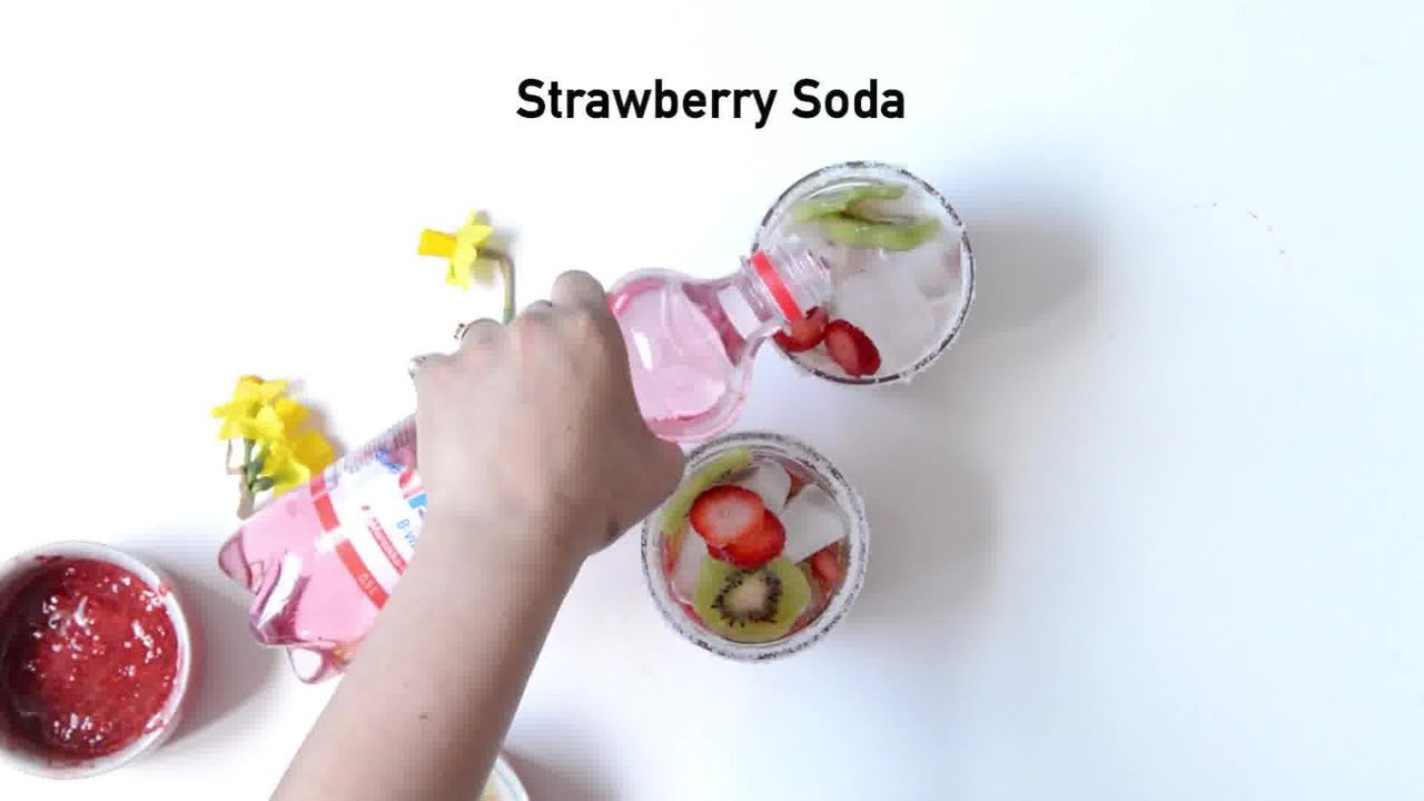 Image of the cooking step-1-5 for Strawberry Kiwi Sparkling Cooler Recipe