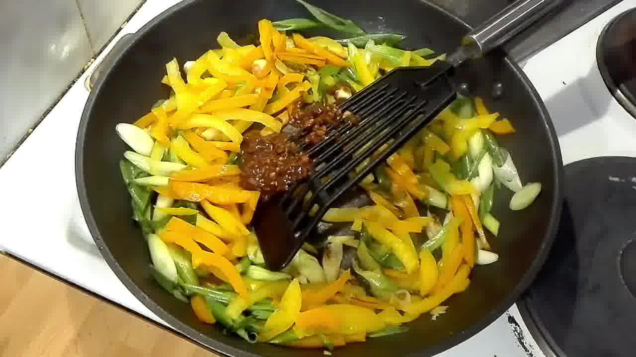 Image of the cooking step-2-3 for Szechuan Spiced Carrot Fettuccine Recipe