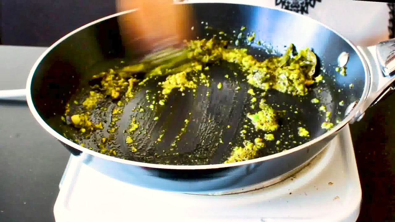 Image of the cooking step-1-6 for Vada Pav Recipe - How To Make Mumbai Vada Pav