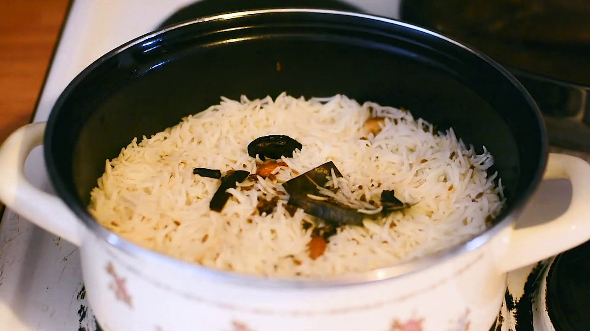 Image of the cooking step-2-2 for Restaurant Style Vegetable Biryani Recipe
