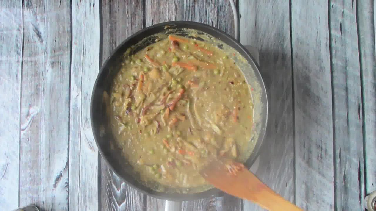 Image of the cooking step-1-12 for Vegan Thai Green Curry Vegetable Noodles (Video Recipe)