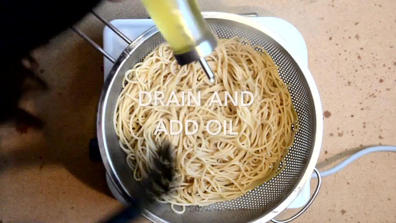 Image of the cooking step-1-2 for Vegetable Teriyaki Noodles - Teriyaki Stir Fry Noodles