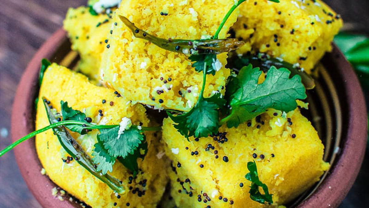 Khaman Dhokla Recipe - Instant Soft and Spongy Dhokla