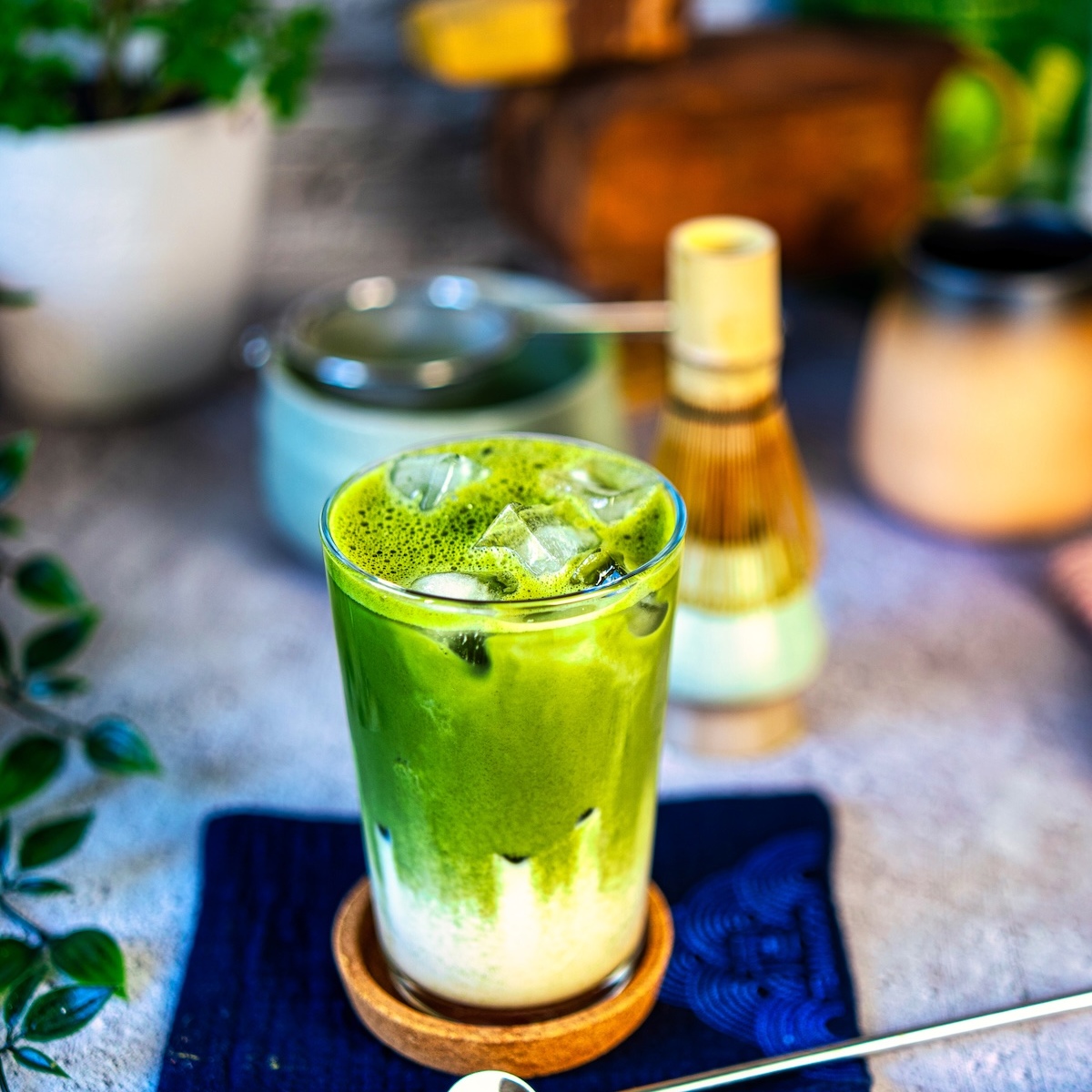 Iced Matcha Latte Recipe: Golden Ratioe