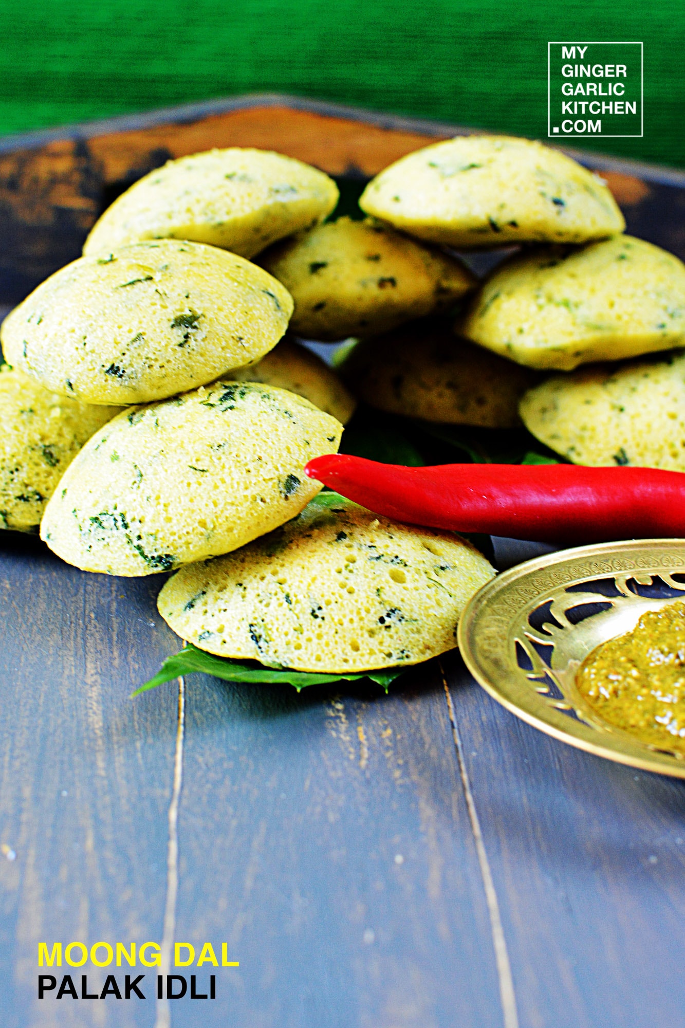 Moong Dal Palak Idli