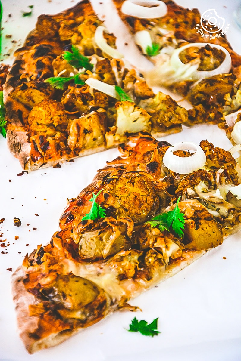 recipe-curried-cauliflower-topped-naan-pizza|mygingergarlickitchen.com/ @anupama_dreams
