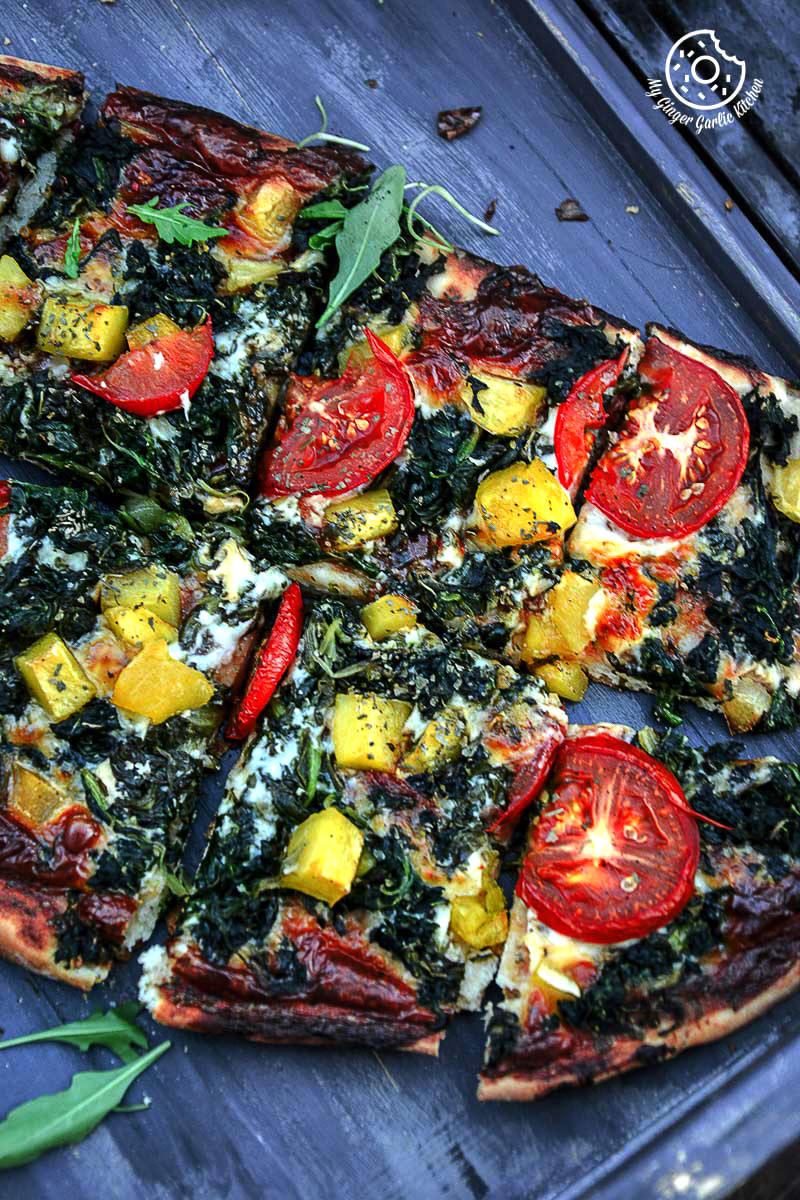 recipe-Garlicky-Spinach-Mango-Tomato-Pizza-with-Hot-Pepper-Sauce-and-Flakes|mygingergarlickitchen.com/ @anupama_dreams