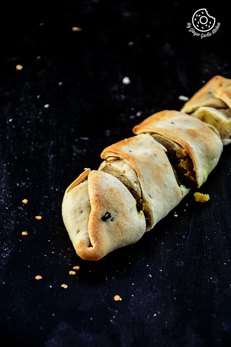 recipe-Baked-Samosa-With-Chocolate-Tamarind-Chuntey|mygingergarlickitchen.com/ @anupama_dreams