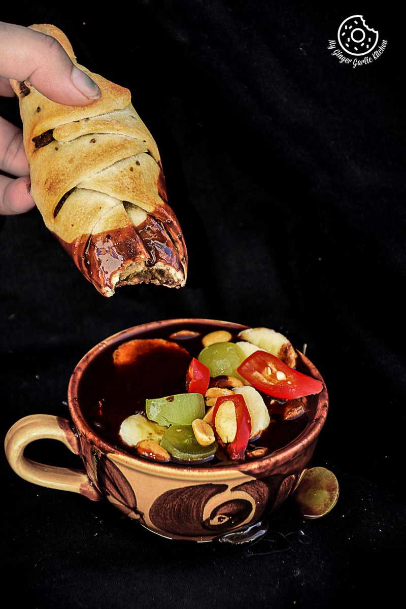 recipe-Baked-Samosa-With-Chocolate-Tamarind-Chuntey|mygingergarlickitchen.com/ @anupama_dreams