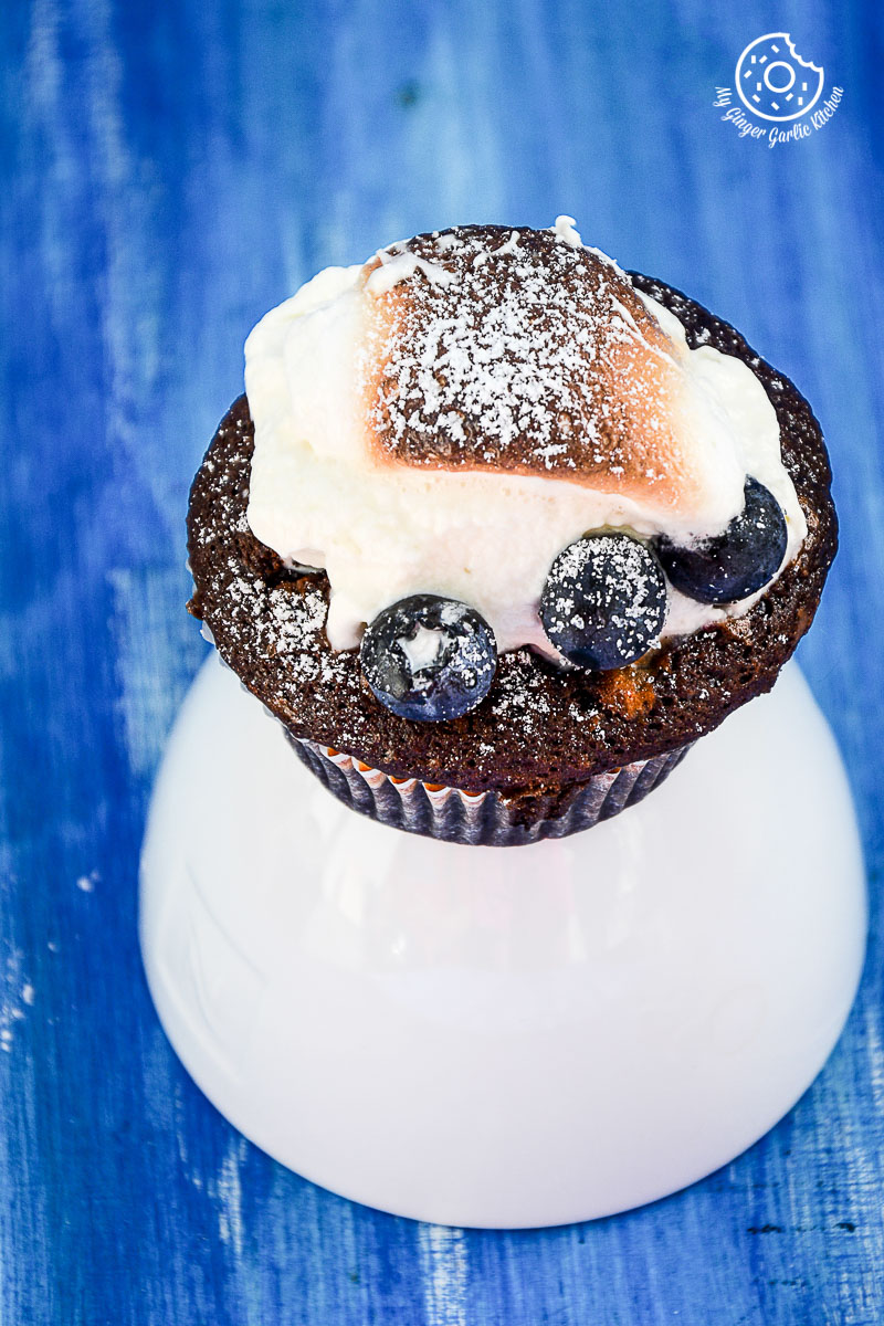 recipe-chocolate-cream-cheese-muffins-with-blueberries|mygingergarlickitchen.com/ @anupama_dreams