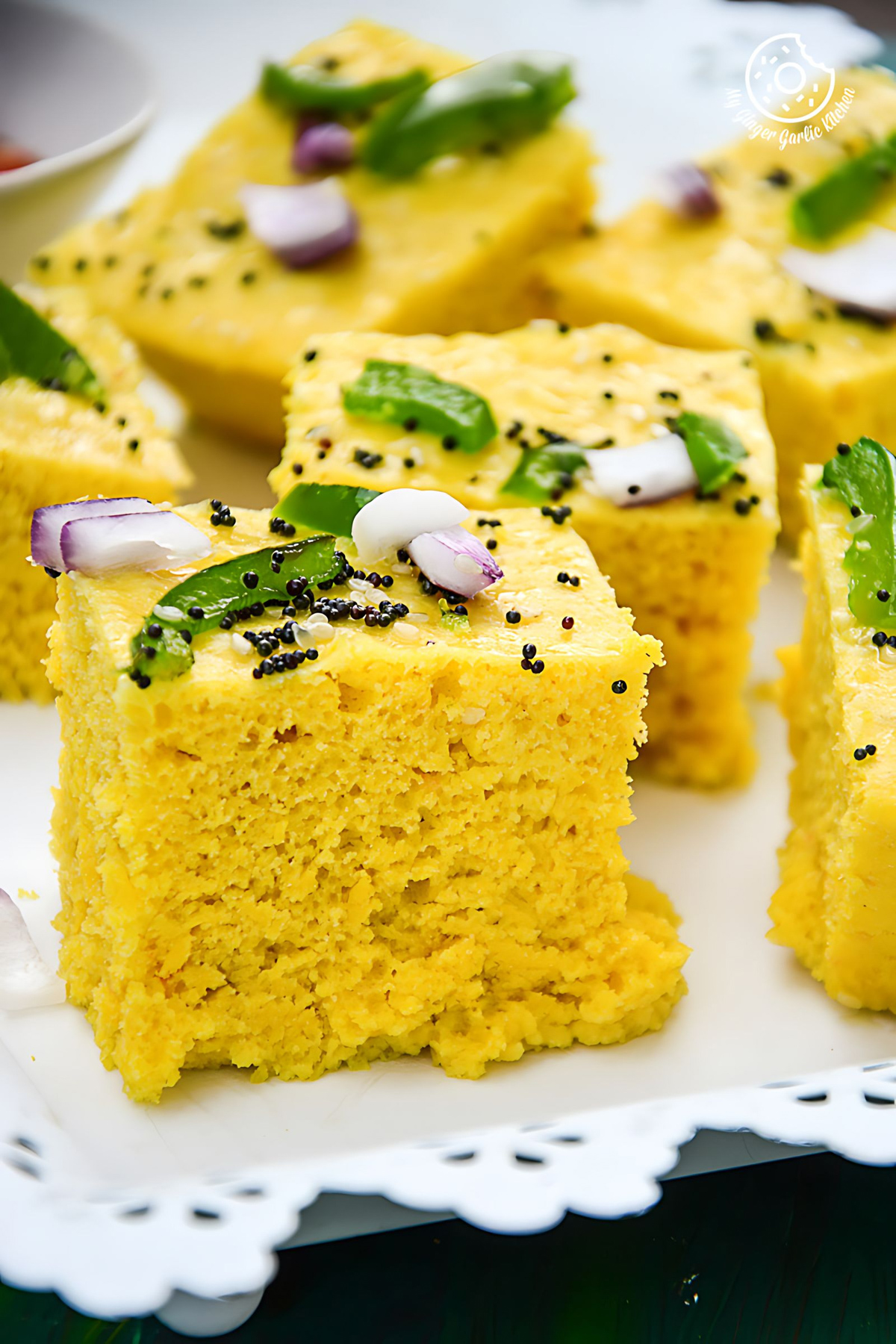 Spongy and Soft Instant Gujarati Khaman Dhokla Recipe