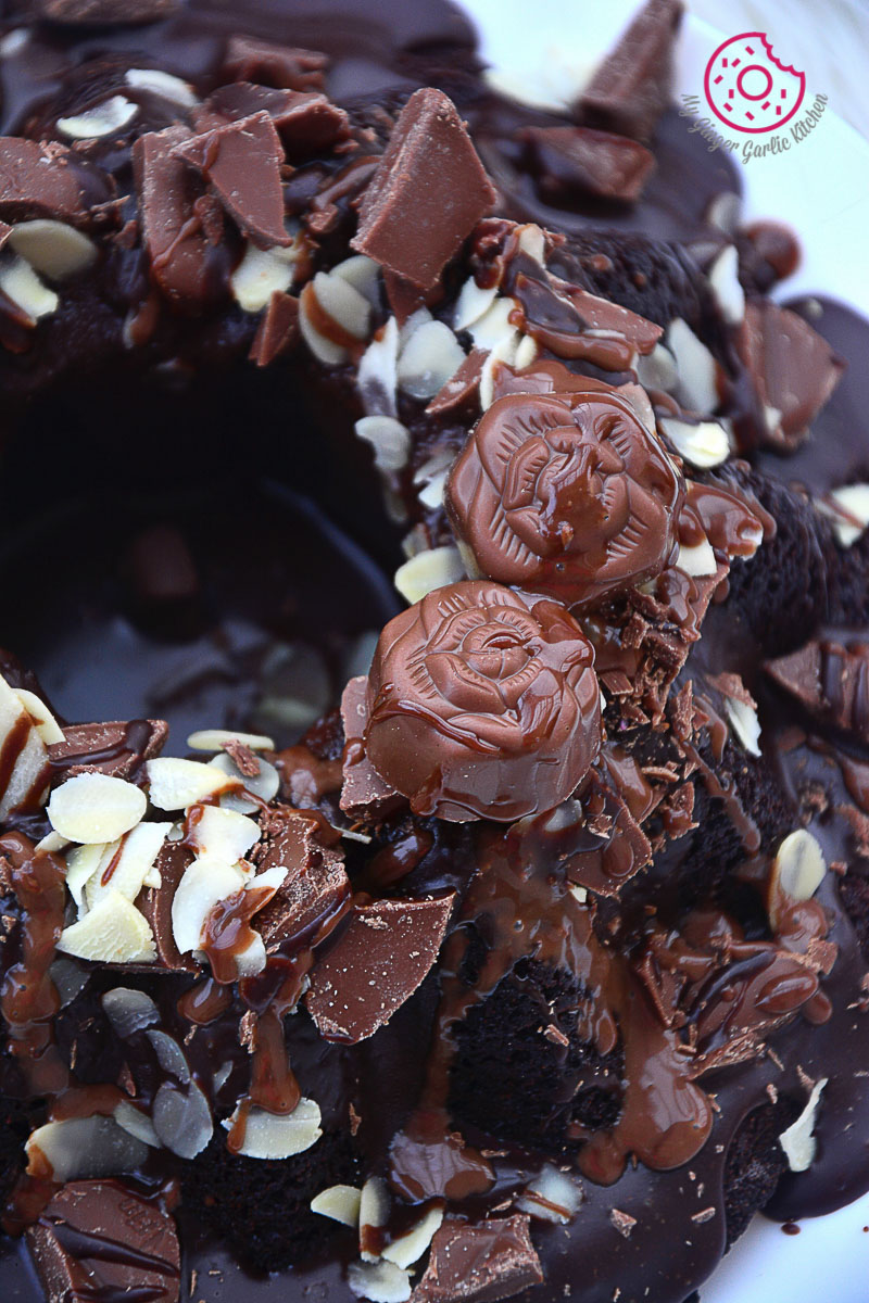 Persimmon-Chocolate-Bundt-Cake|mygingergarlickitchen.com/ @anupama_dreams
