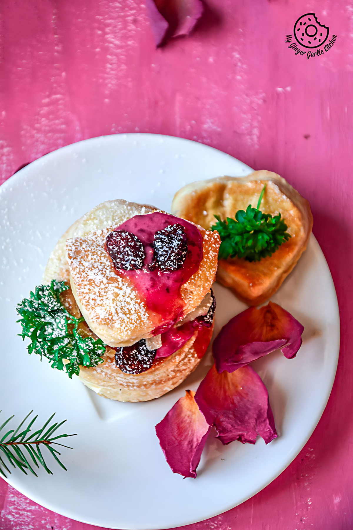 Raspberry Cre?me Frai?che Puff Pastry