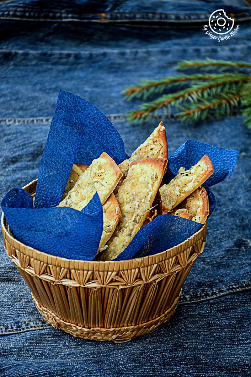 Cheesy Garlic Pizza Sticks With Figs Mayo Dip | mygingergarlickitchen.com/ @anupama_dreams