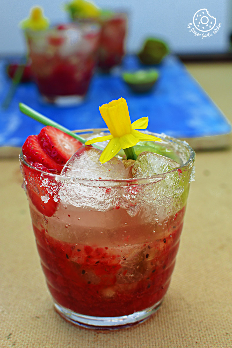 Strawberry Kiwi Sparkling Cooler | mygingergarlickitchen.com/ @anupama_dreams