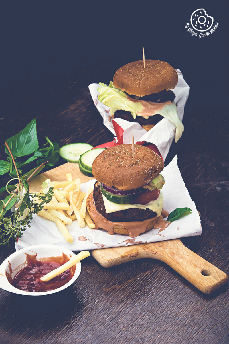 Aloo Tikki Burger | mygingergarlickitchen.com/ @anupama_dreams
