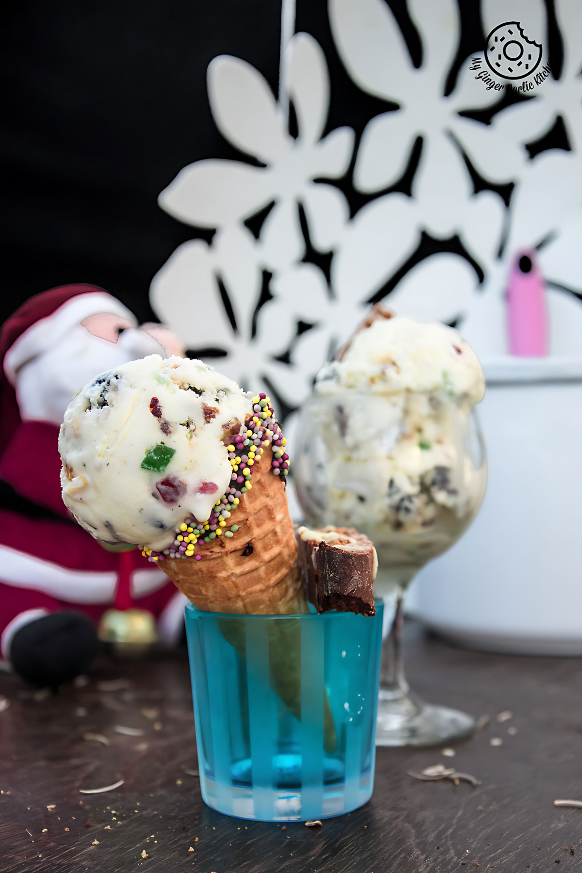 Image of Fruit and Nut Ice Cream - Praline And Cream Ice Cream