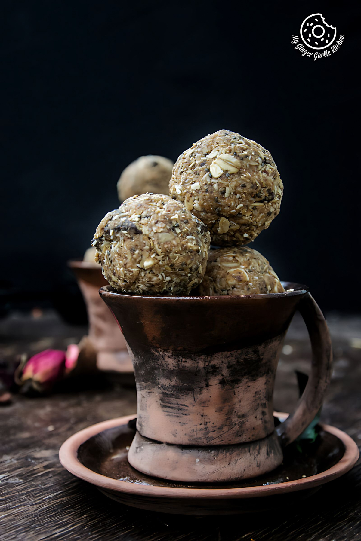 No-Bake Oats and Chia Energy Balls (Video)