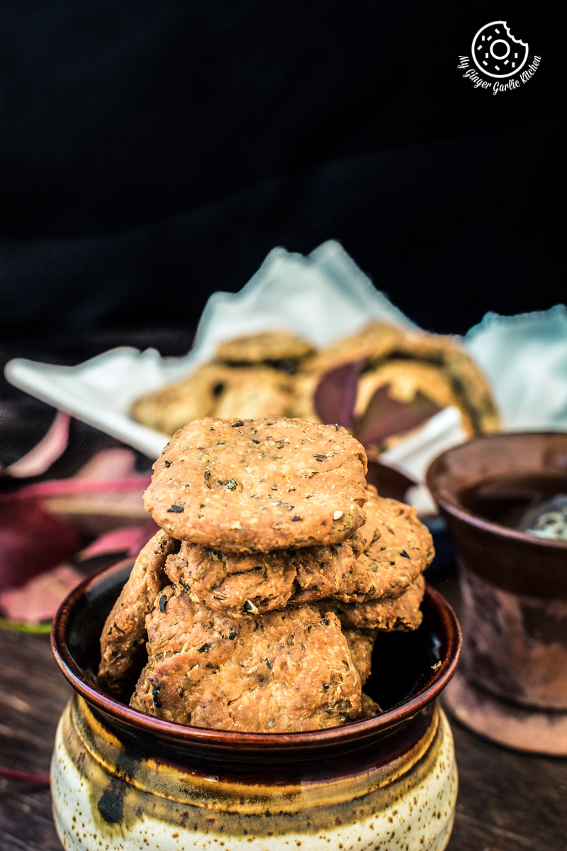 Masala Mathri - 2 Ways | Baked Masala Mathri Recipe Video | Spicy Indian Crackers | mygingergarlickitchen.com/ @anupama_dreams