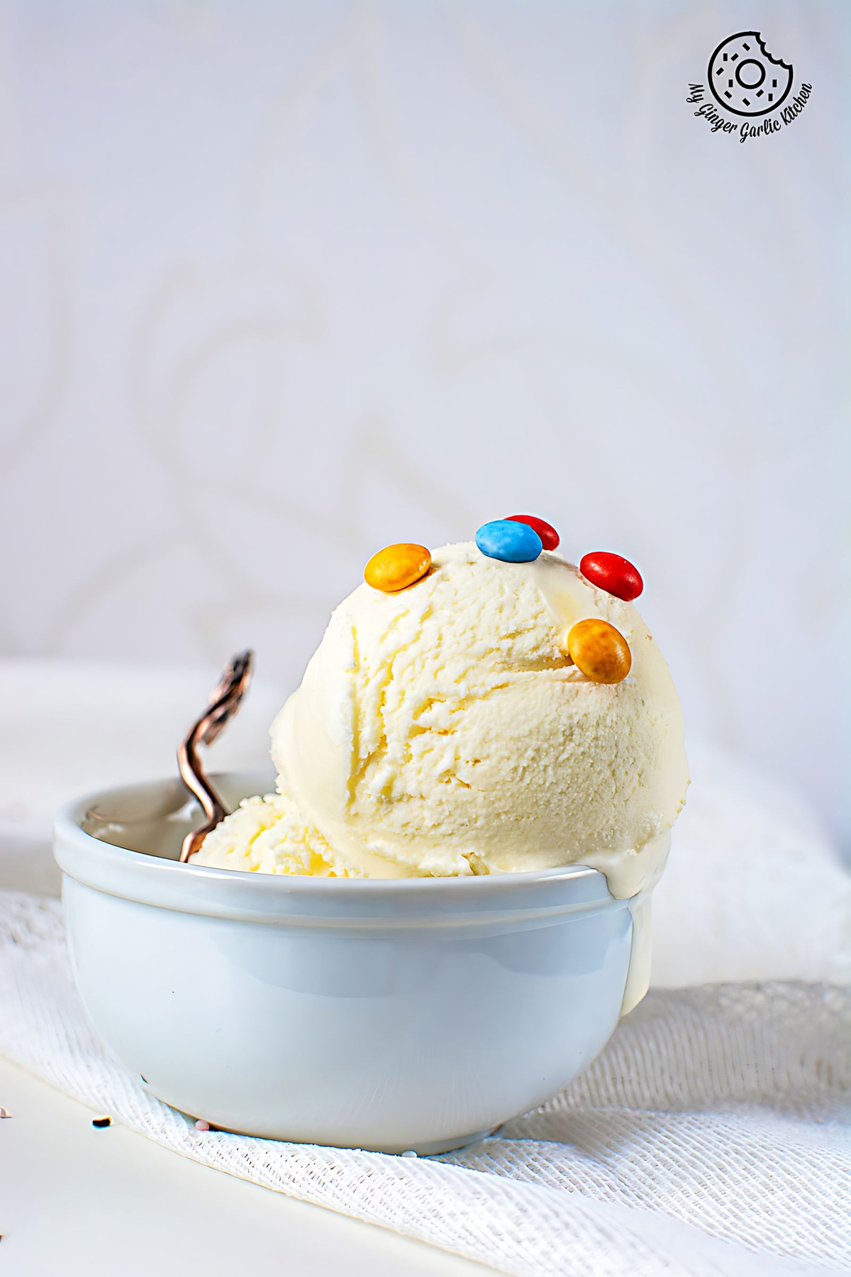 Vanilla Ice Cream (Eggless & No Churn)