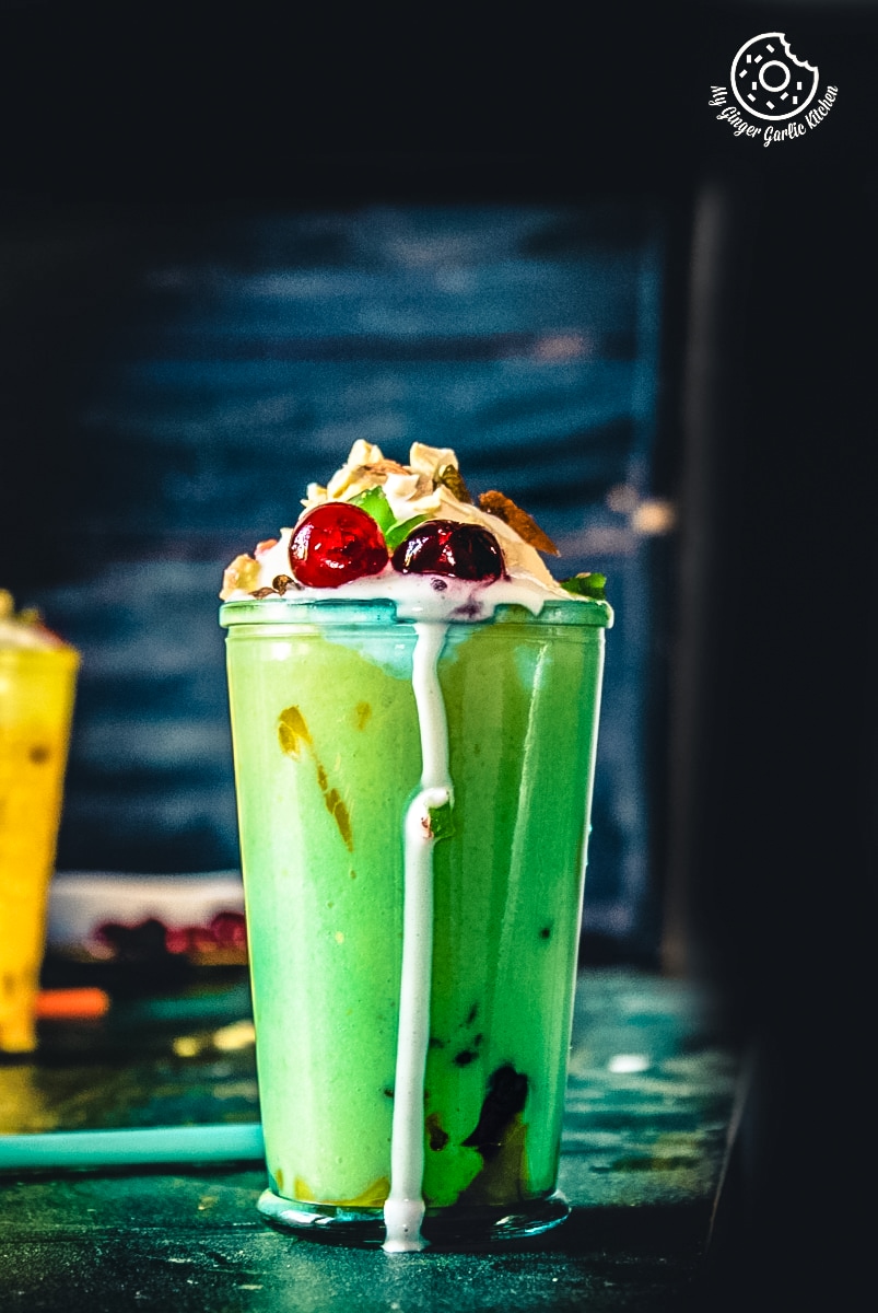 Mango Mastani Recipe | Mastani Drink (Mango Milkshake With Ice ...