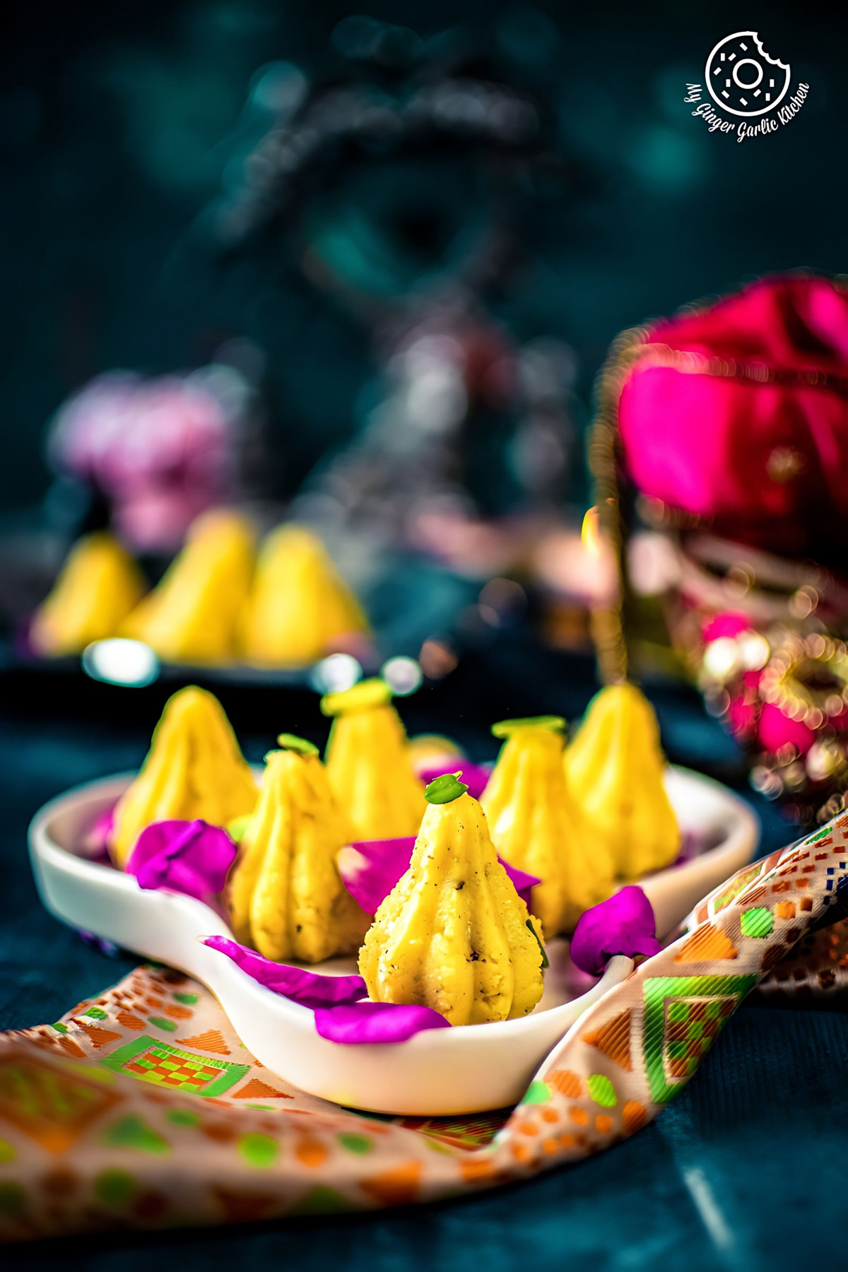 Instant Mawa Modak (Khoya Modak)