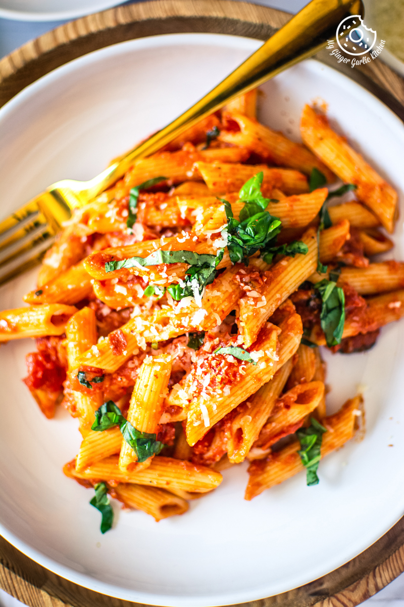 Penne Arrabbiata Recipe | Authentic Arrabiata Sauce | Pasta Arrabiata ...