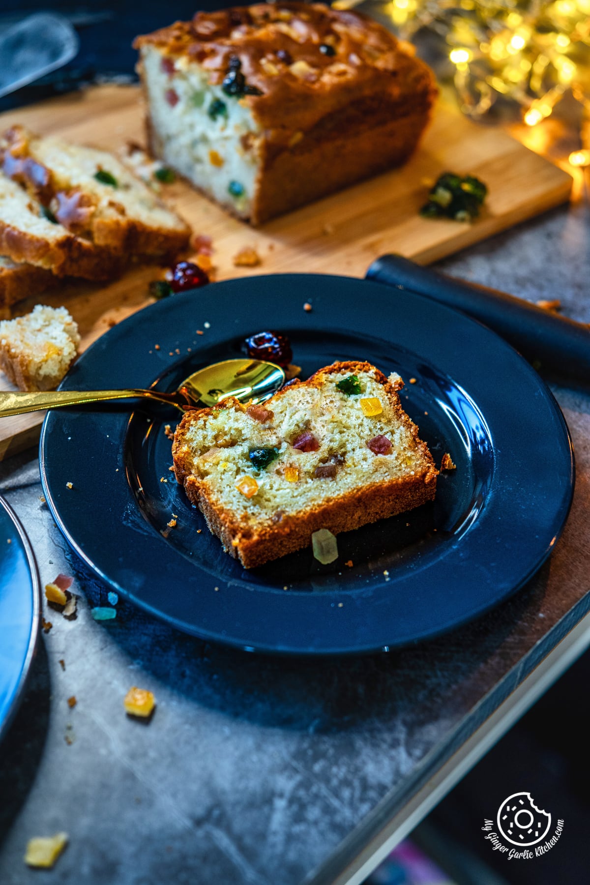 Eggless Tutti Frutti Cake