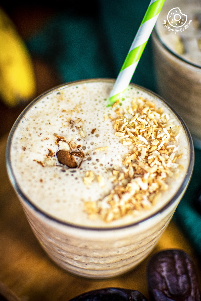 Banana Date Smoothie