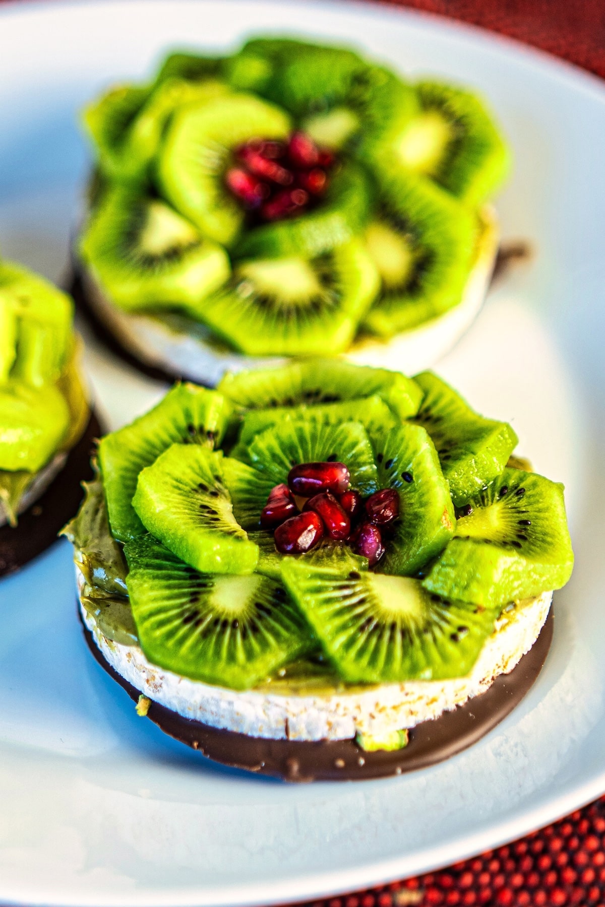 Chocolate Pistachio Kiwi Rice Cakes